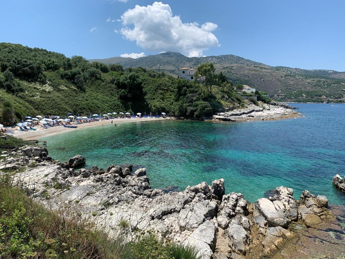 Villa Perris Studios Kassiopi Exterior foto