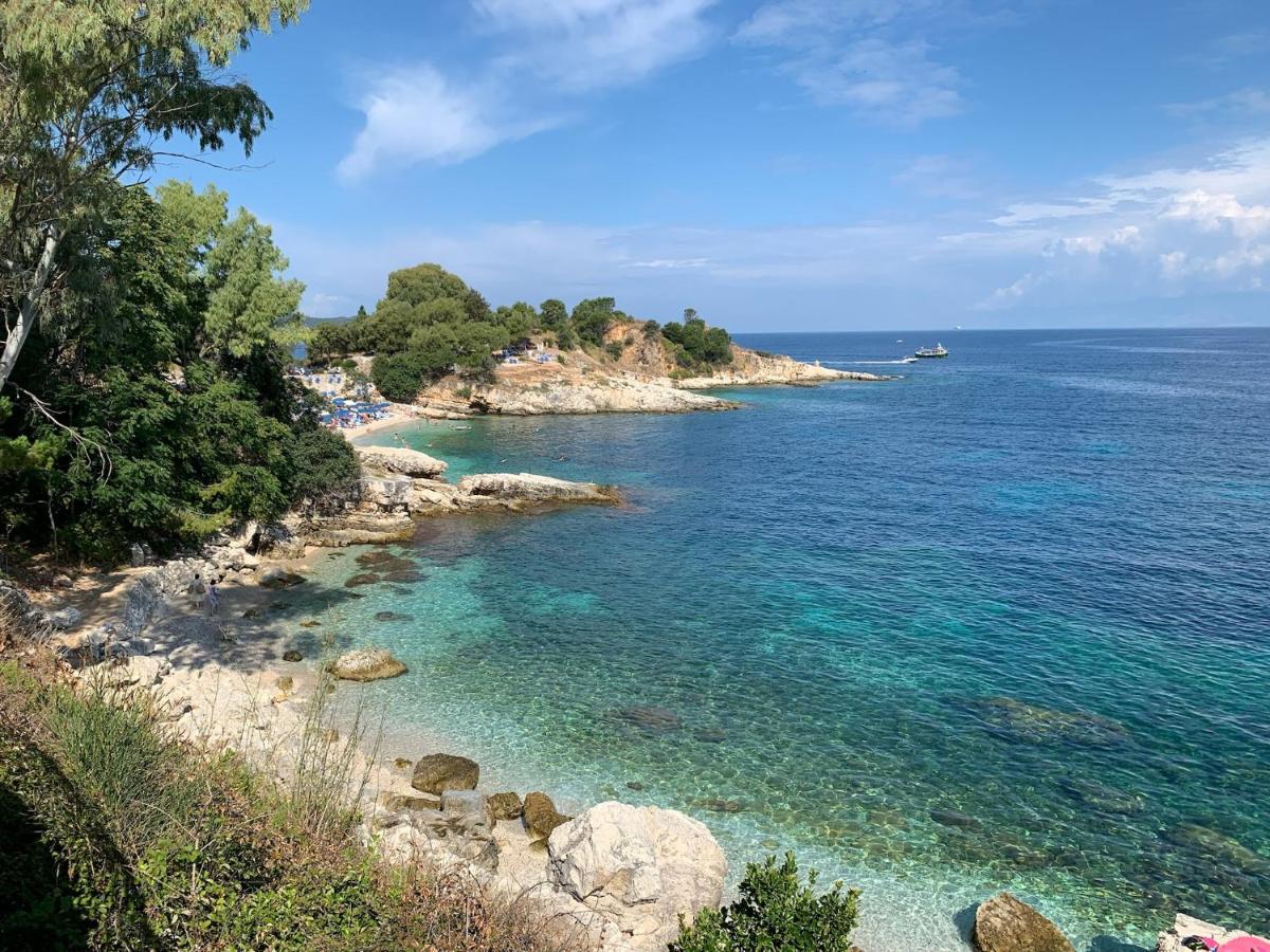 Villa Perris Studios Kassiopi Exterior foto