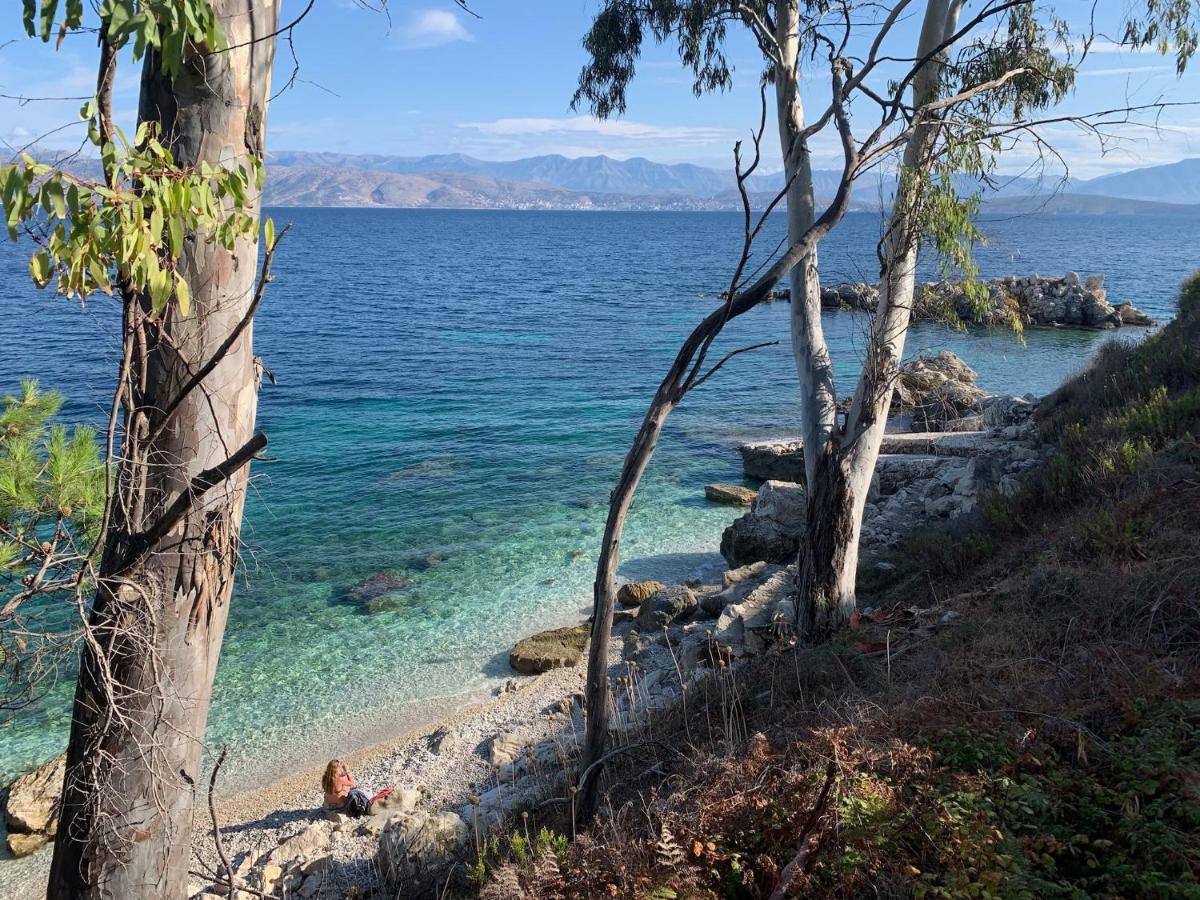 Villa Perris Studios Kassiopi Exterior foto