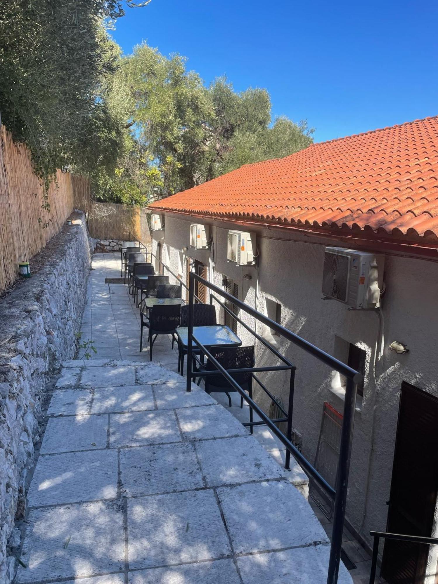 Villa Perris Studios Kassiopi Exterior foto